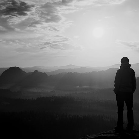 Horizon_B&W_460x460_Opt